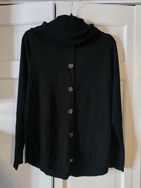 Cable & Gauge Black Turtleneck Sweater Button Back Detail Size XL Minimalist